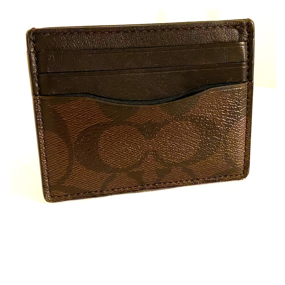 - Coach Card Case Wallet